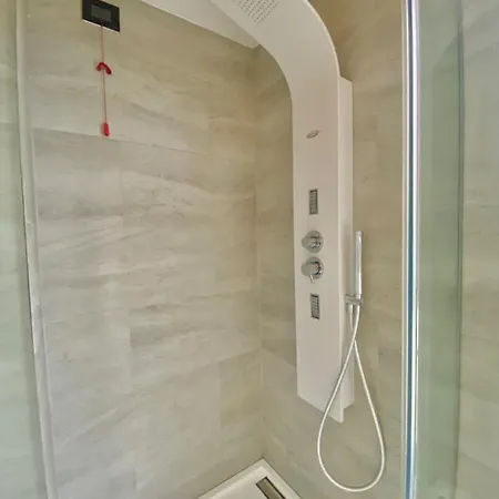 The Luxe Bathtub Haven * Tirana